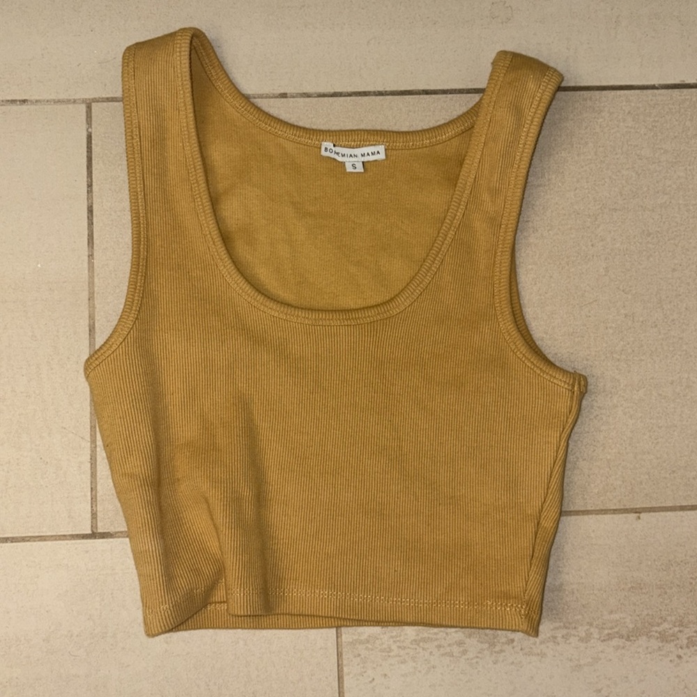 Stylish Women's Yellow Cropped Tank Top — image 2 of 8